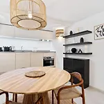 Elegant 1Br Retreat In Peaceful Grund